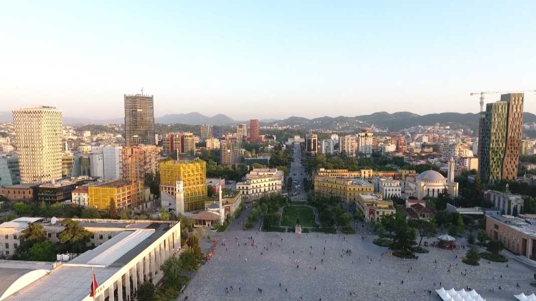 miratohen-lejet-bulevardi-i-ri-dhe-bregdeti-do-mbushen-me-kulla-shumekateshe