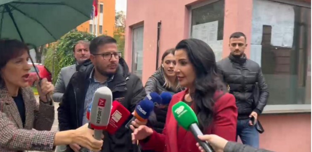 Mbetet në fuqi pezullimi i Belinda Ballukut nga detyra   gjykata rrëzon kërkesën për ndryshim të masës 