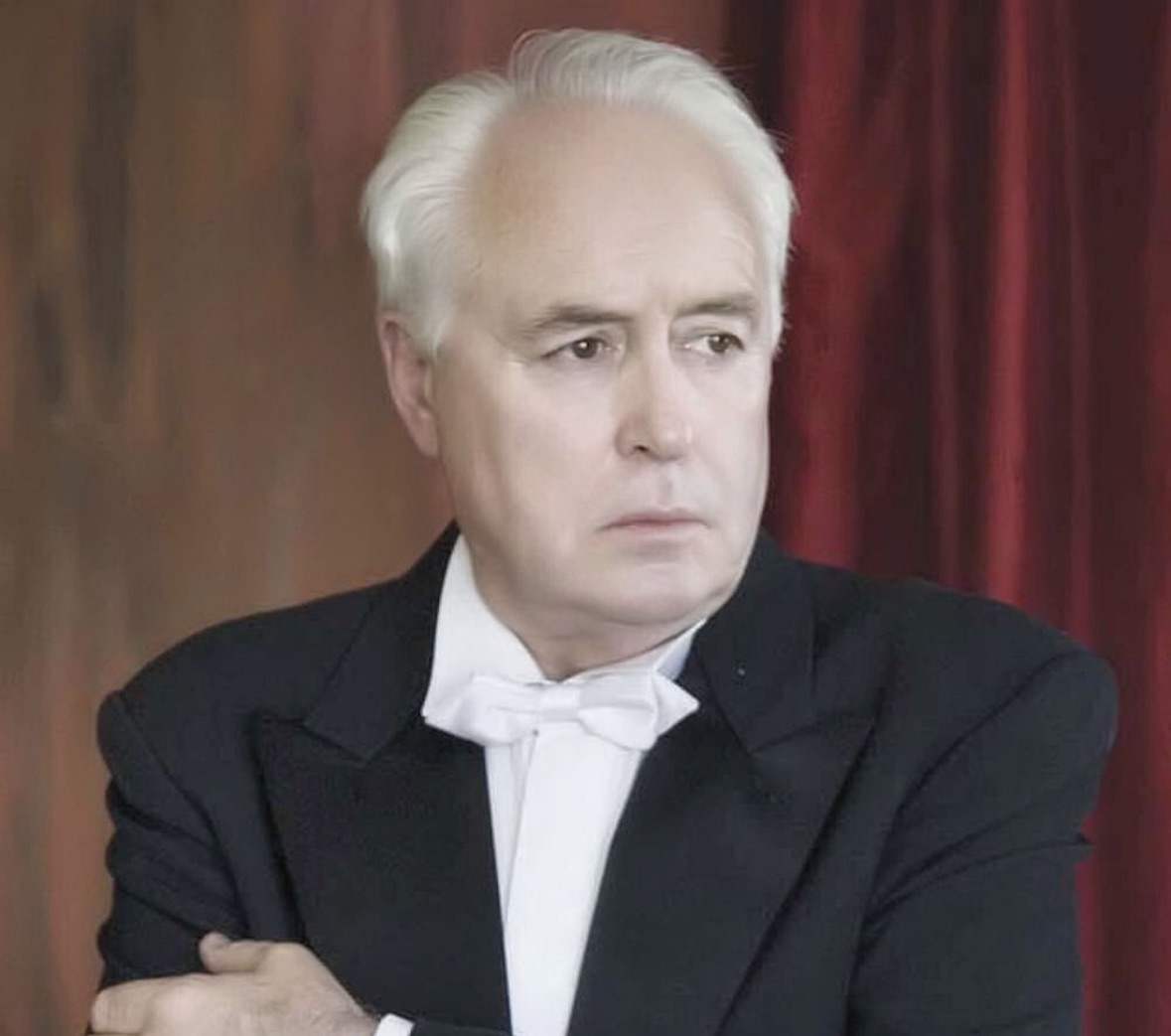 Zhani Ciko — Maestroja që Shndërroi Muzikën Shqiptare në Trashëgimi të Përjetshme