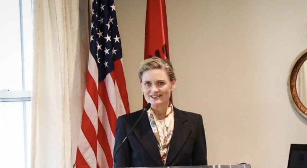 Ambasada e SHBA së dhe FBI përforcojnë kapacitetet shqiptare në luftën kundër krimit të organizuar dhe trafikut të drogës