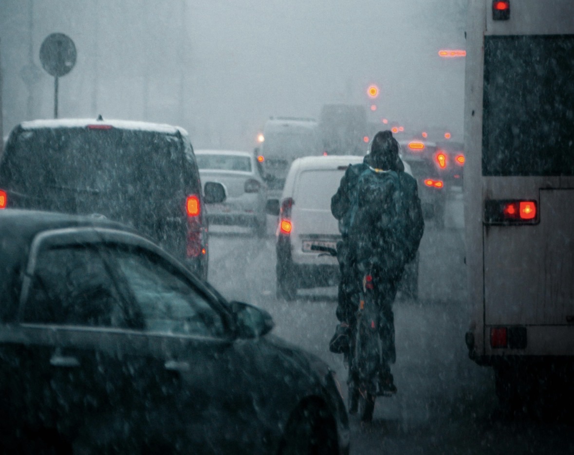 Aksident masiv — rreth 100 automjete përfshihen në një kolizion të madh në I 196 pranë Hudsonville  Michigan