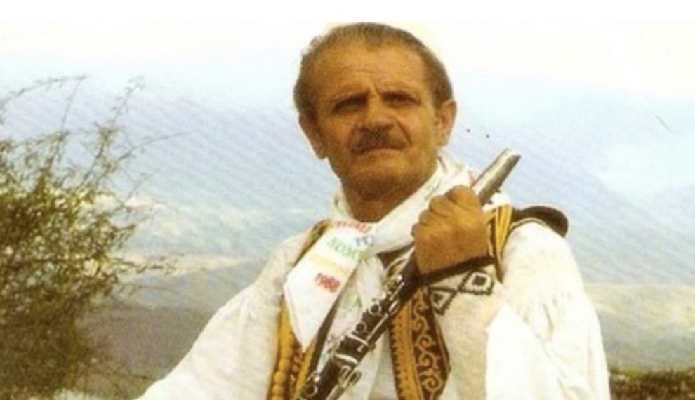 Sot kujtojme me nderim dhe respekt Laver Bariun  Një Ikonë e Muzikës Folklorike Shqiptari