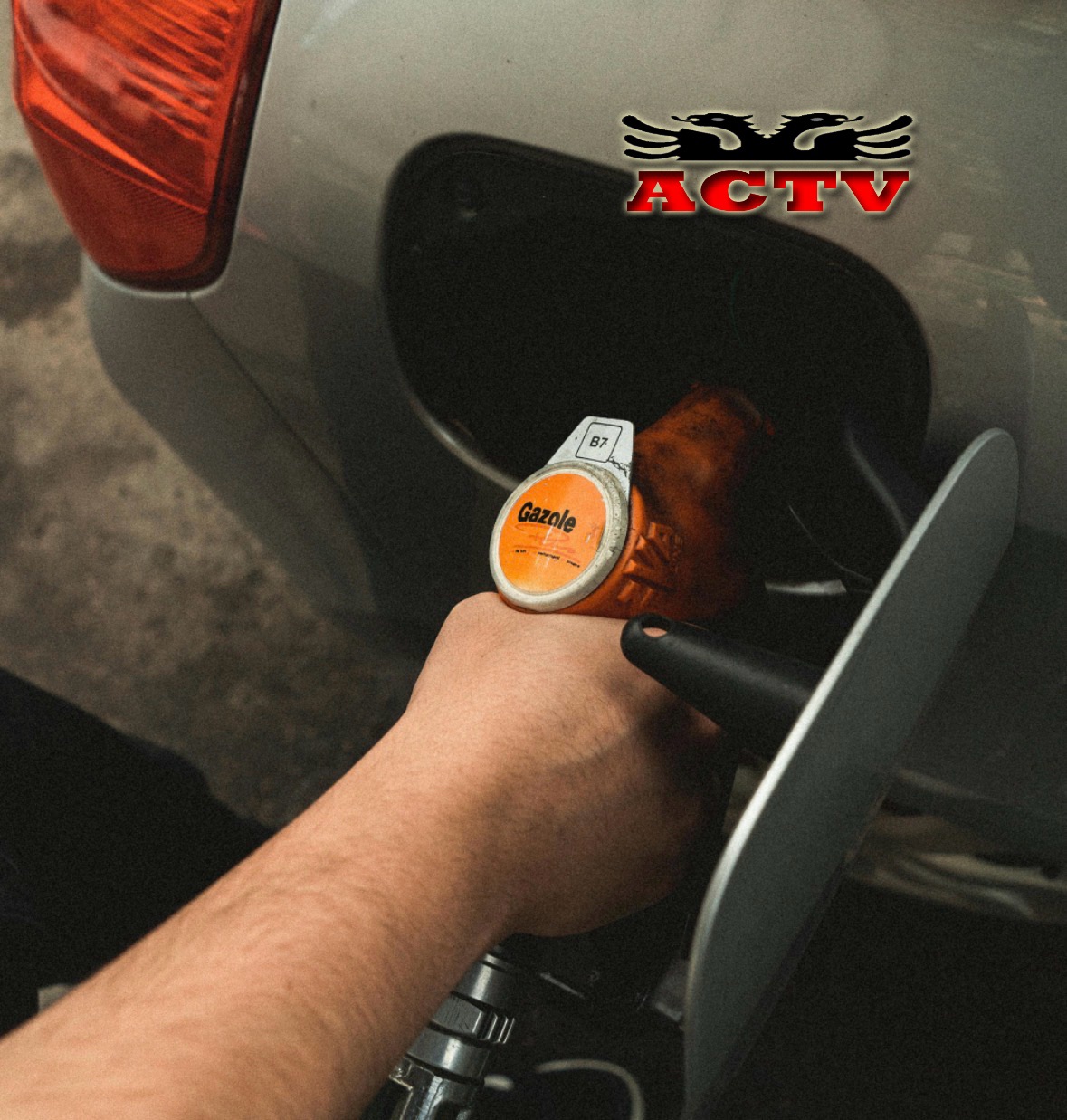 Çmimet e karburantit në Michigan bien pas rekordit të vitit 2026   çfarë po ndodh me tregun 