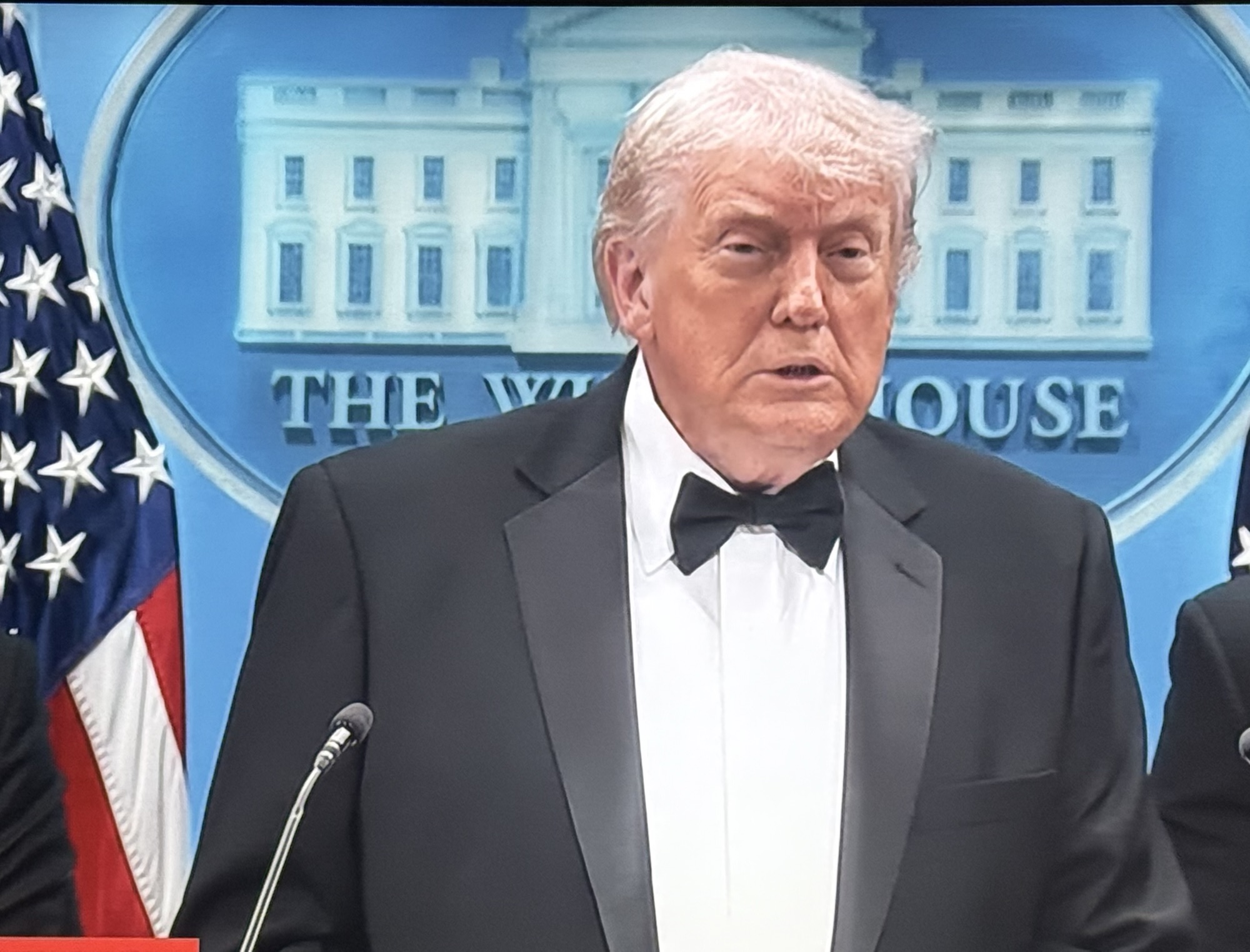 Trump flet pas evakuimit nga darka e korrespondentëve në Washington