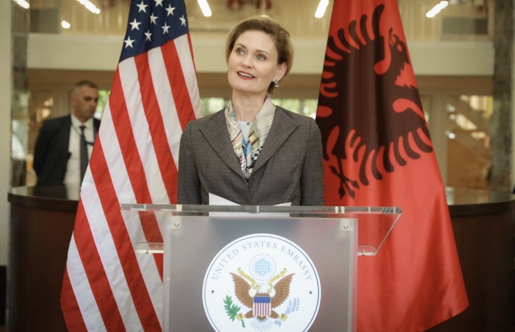 Në Tiranë çelet ekspozita e  Muzeut të Themeluesve  në kuadër të Javës Amerikane