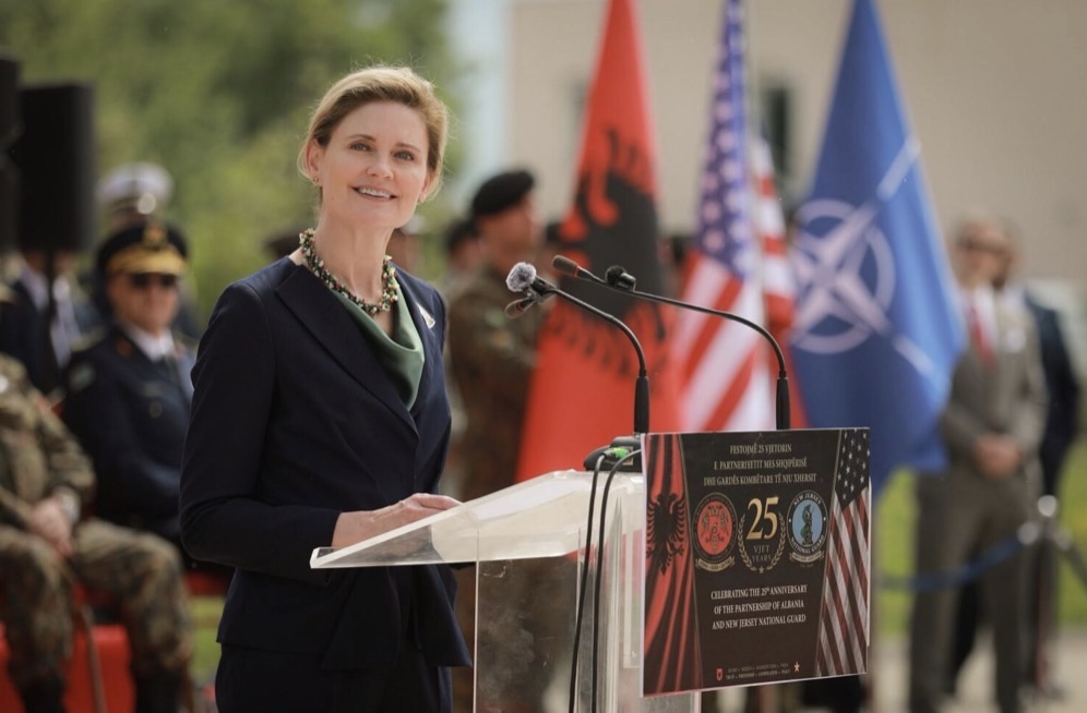 250 Vjet Amerikë  Ambasada e SHBA në Tiranë feston lirinë dhe miqësinë shqiptaro amerikane