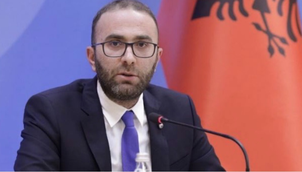 PD dërgon në Gjykatën Kushtetuese marrëveshjen për kredinë 302 milionë dollarë me SHBA të  Bardhi  U shkel Kushtetuta 7 herë