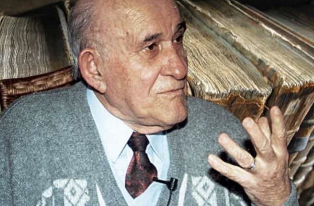 Kujtojme Gjon Shllaku  përkthyesi i madh shqiptar që i dha zë në shqip kryeveprave të letërsisë botërore