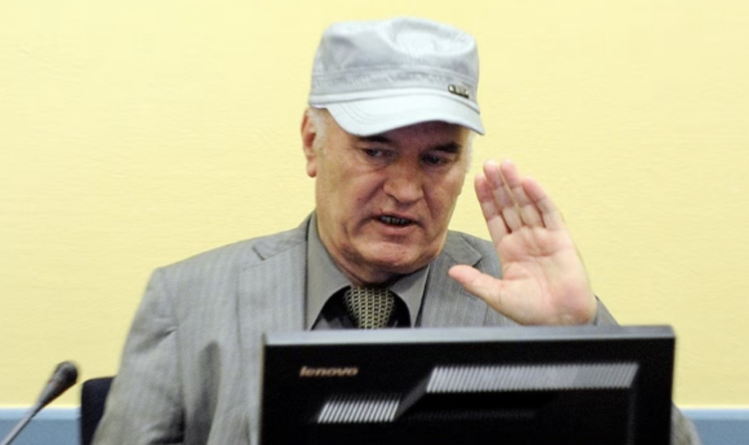 Vdes Ratko Mladiç  i dënuar për gjenocid  Krimet që tronditën Bosnjën dhe Evropën